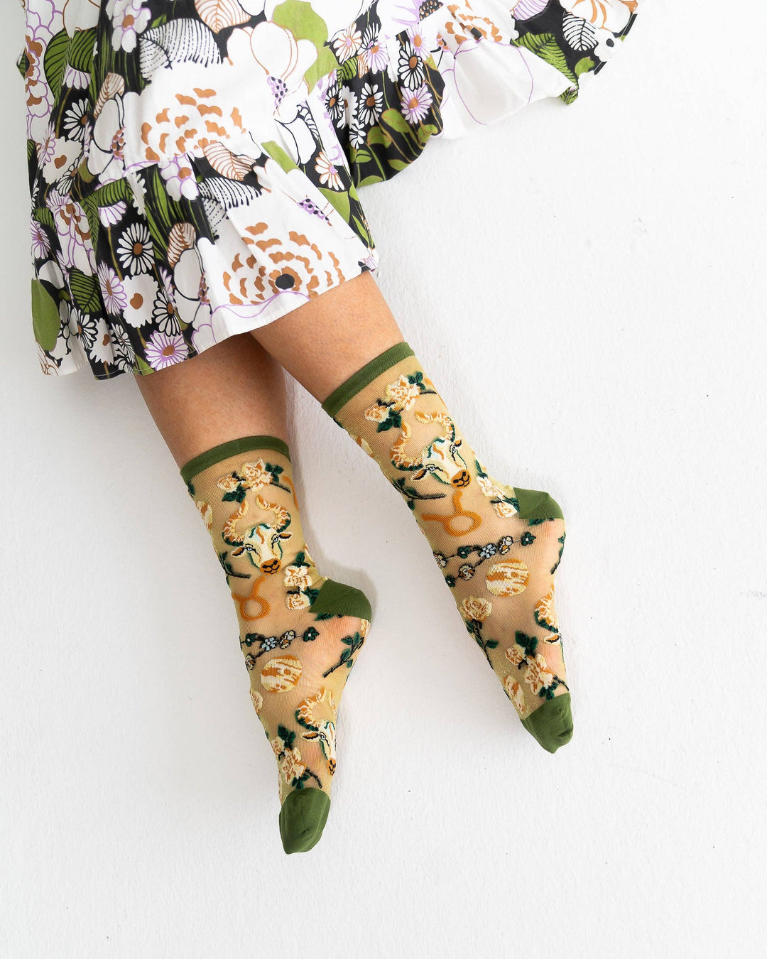 Zodiac Shimmer Socks: Taurus