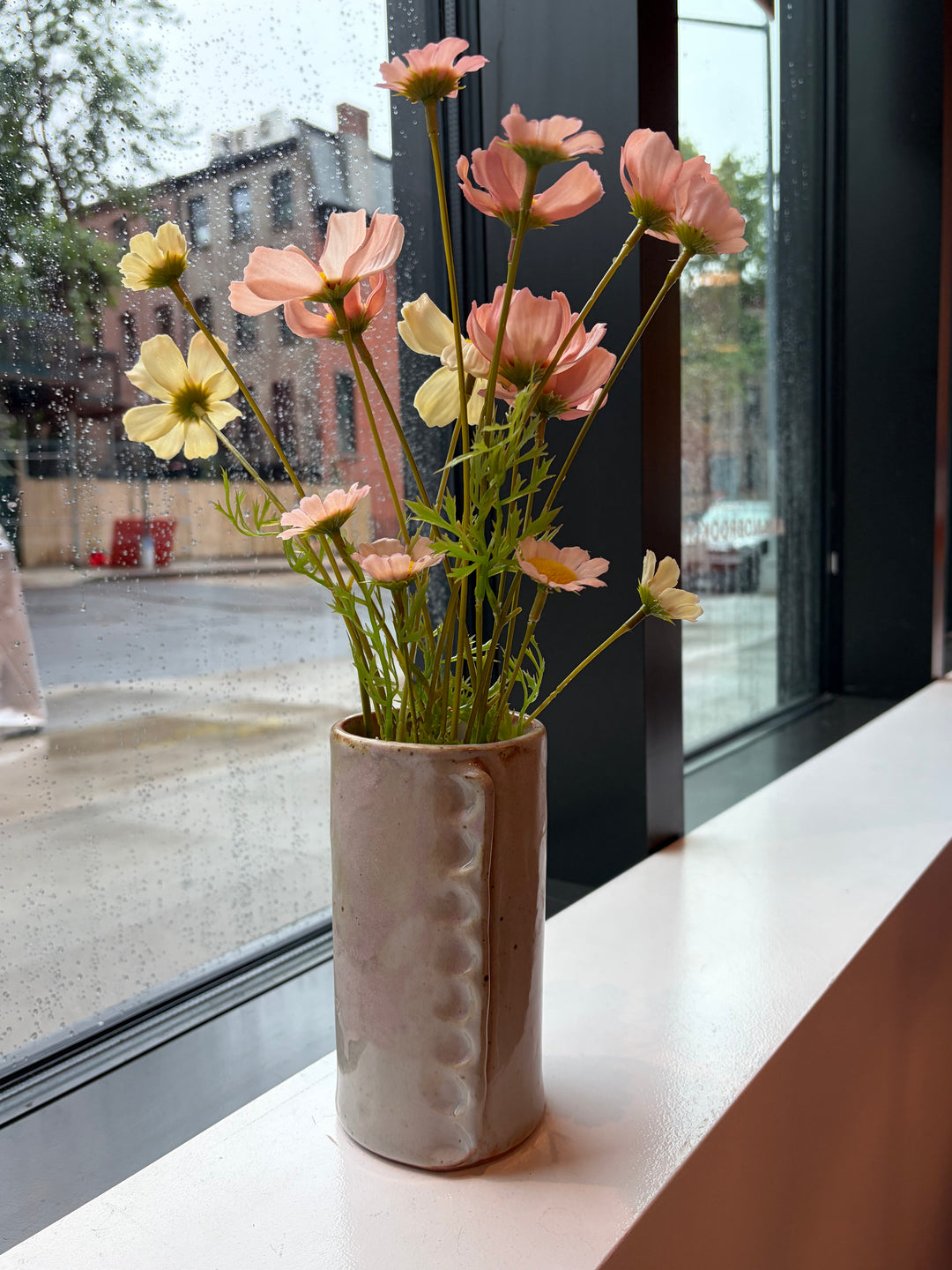 BB Ceramics Short Vase