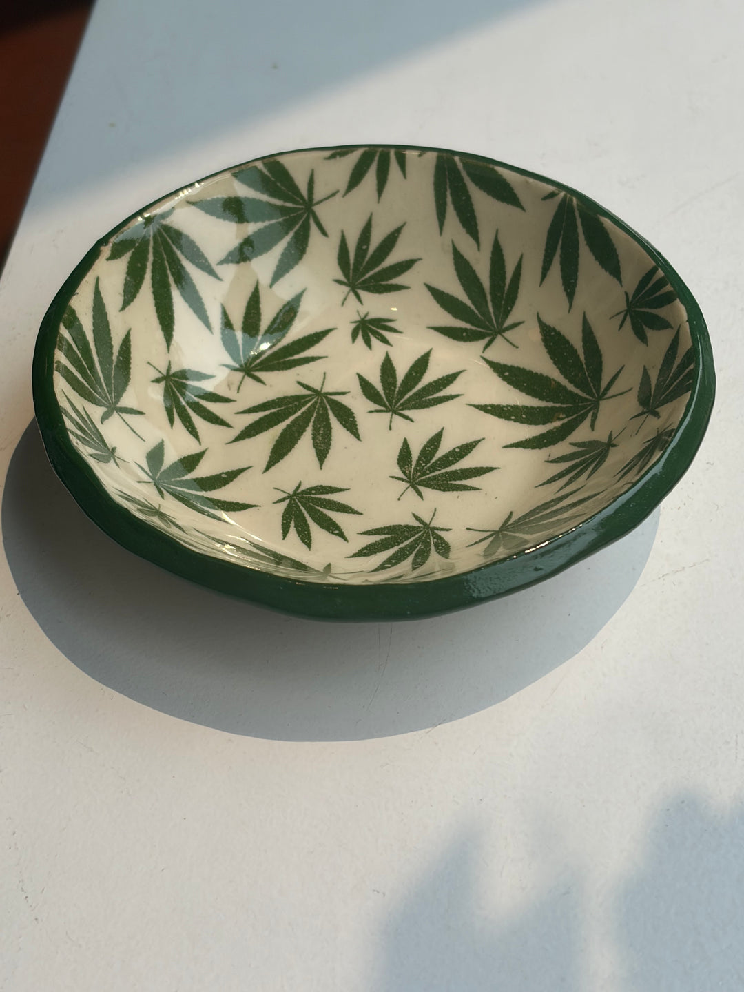 Marijuana Leaves Bowl