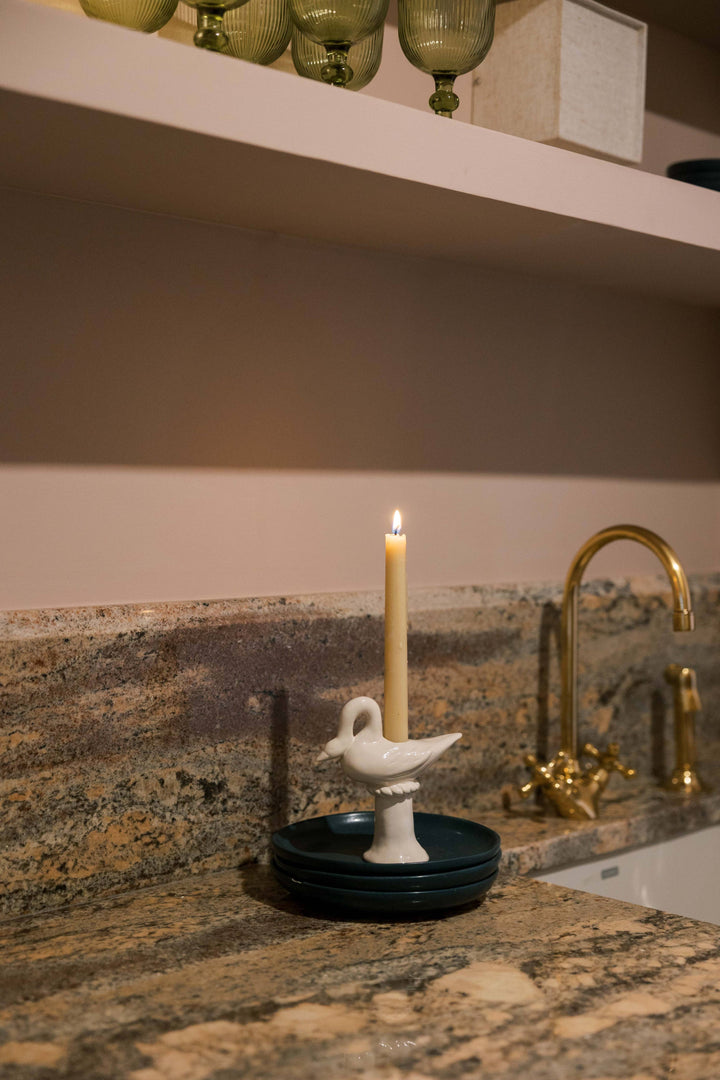 Nordic Swan Candlestick Holder: Cream