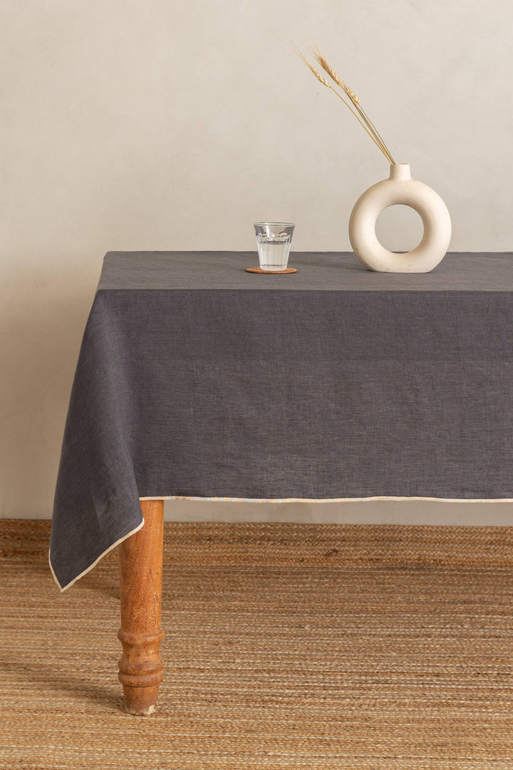Needle Linen 8ft (91x55) Tablecloths