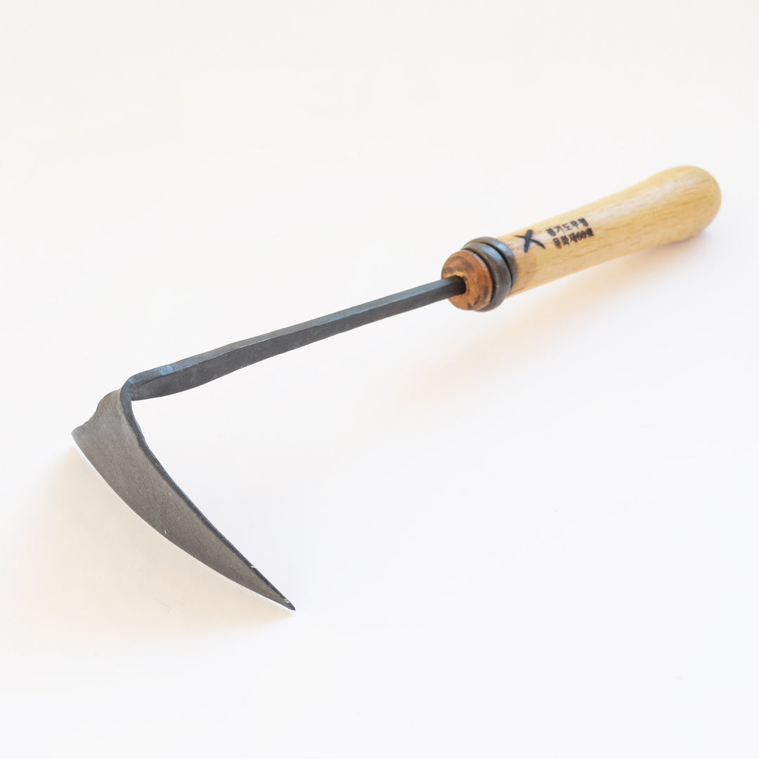 Winged Hoe